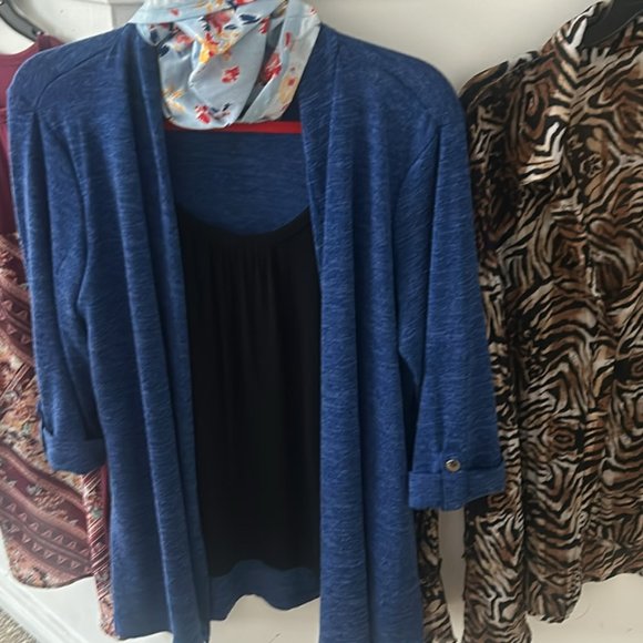 Women's Clothing - Picture 1 of 2